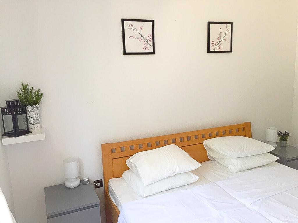 Apartments Papalinna By Moro Malinska Habitación foto